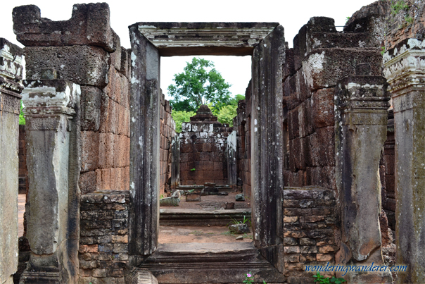 Old hall at Pre Rup Temple - Siem Reap, Cambodia